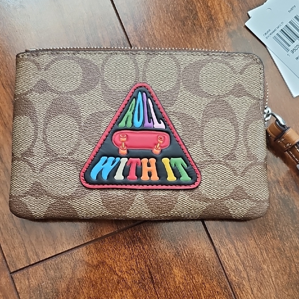 Coach Signature Wristlet with Colorful Patch NWT Pride Edition - Picture 2 of 7